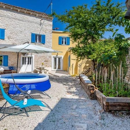 Casa Di Pietra Matelici Vila Divšići Exterior foto