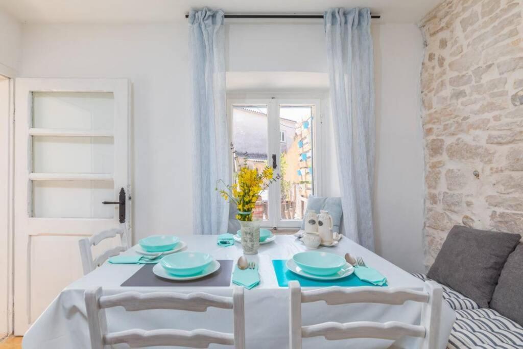 Casa Di Pietra Matelici Vila Divšići Exterior foto
