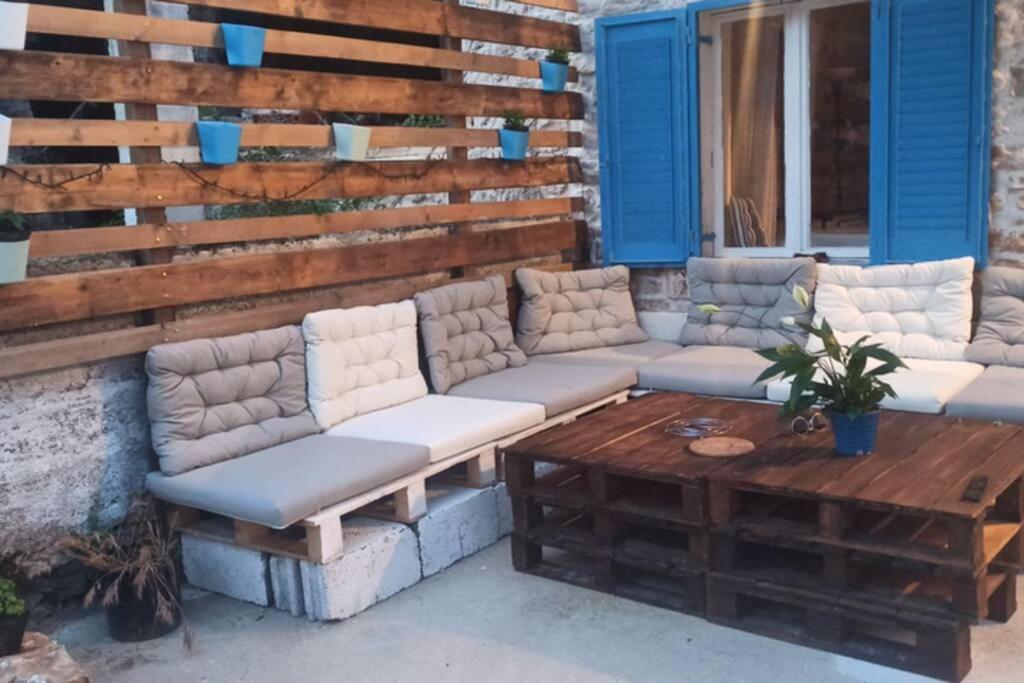Casa Di Pietra Matelici Vila Divšići Exterior foto